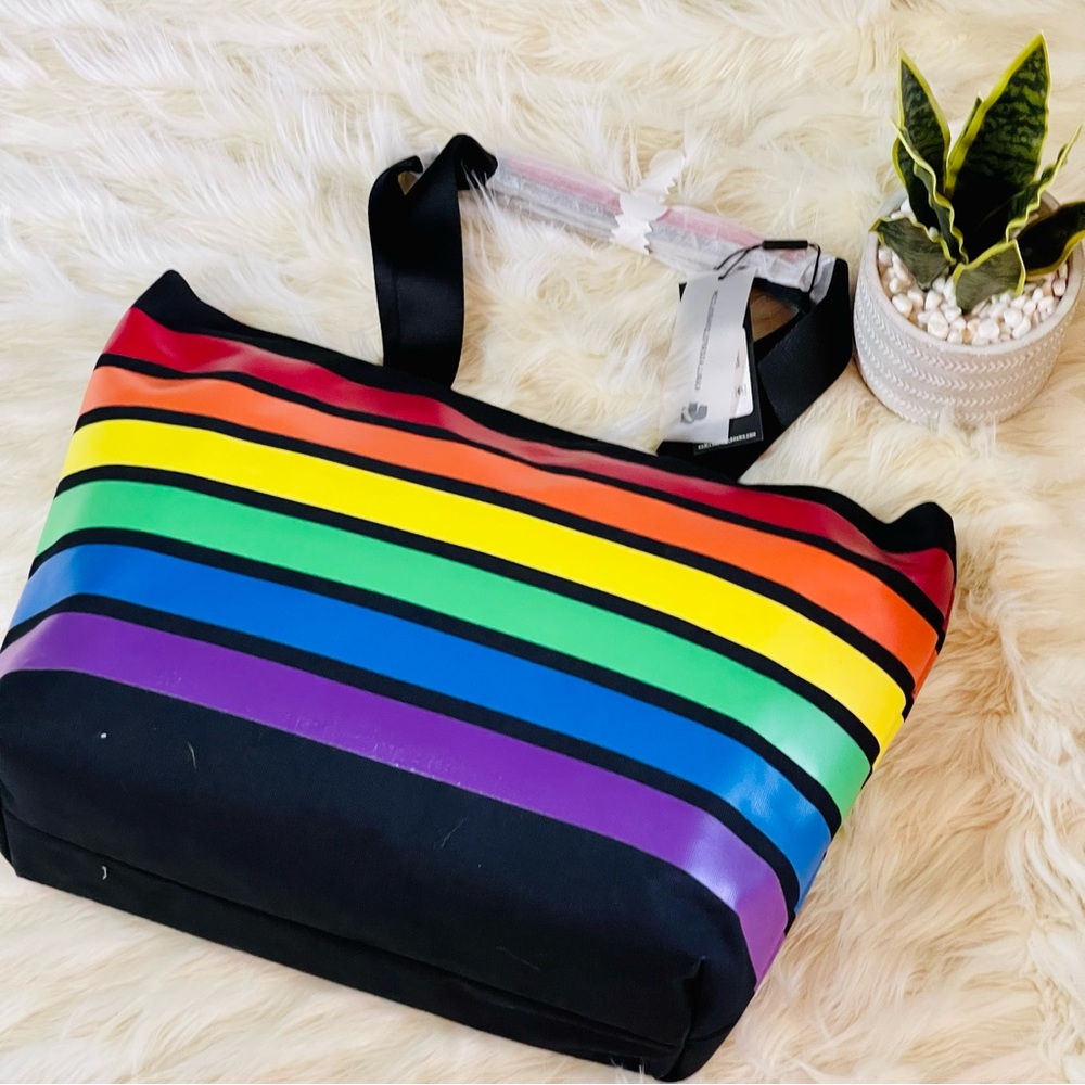 Karl Lagerfeld Xtra Large Black Rainbow Graphic Logo Tote | NWT - Picture 4 of 7